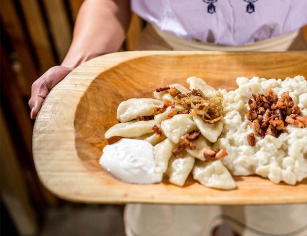 traditionnal-dinner-halusky